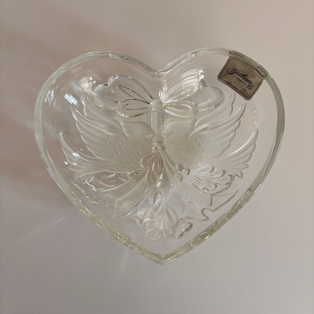 Gorham Clear Heavy Crystal Holiday Traditions Cardinals Heart Dish Romantic